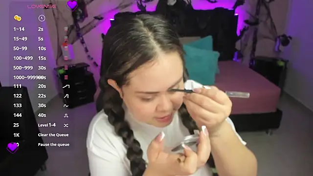 Snapshot of LolaVillalobos chatting on October 22, 1:38 pm LolaVillalobos online show from October 22, 1:38 pm