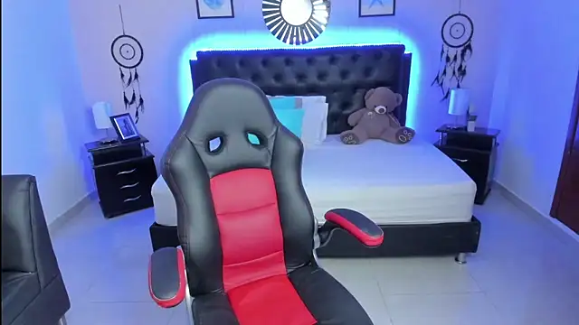 Snapshot of LolaVillalobos chatting on September 20, 2:26 pm LolaVillalobos online show from September 20, 2:26 pm