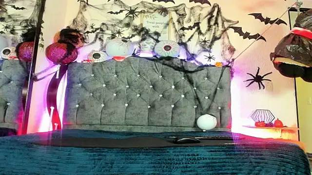 Snapshot of karol_rose chatting on October 14, 4:26 am karol rose online show from October 14, 4:26 am