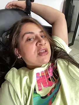 megvibes online show from October 20, 8:45 pm