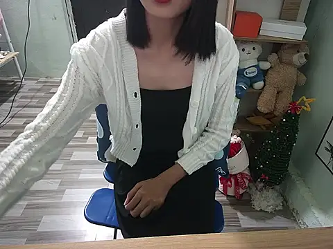 Zizi hot33 online show from November 1, 8:18 am