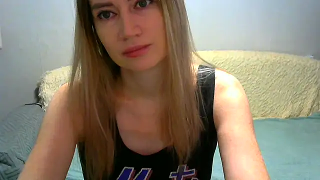 Snapshot of JessFoxxx chatting on October 29, 4:06 am JessFoxxx online show from October 29, 4:06 am