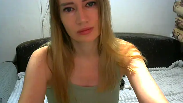 JessFoxxx online show from January 12, 4:51 am