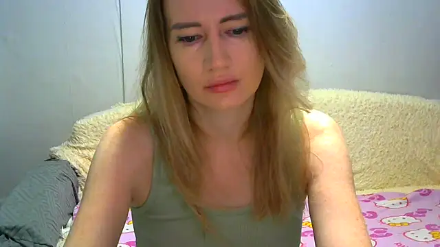 JessFoxxx online show from December 15, 4:07 am