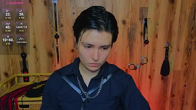 CharlieeAdams online show from September 10, 10:15 am