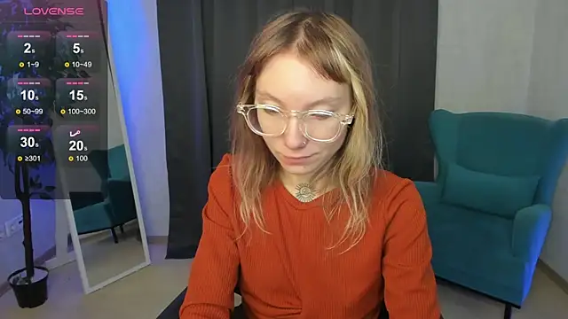 Snapshot of tattoo_art_baby chatting on October 7, 5:56 am tattoo art baby online show from October 7, 5:56 am