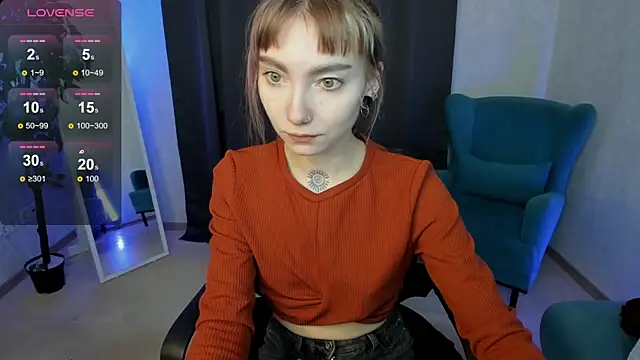 Snapshot of tattoo_art_baby chatting on October 12, 1:41 am tattoo art baby online show from October 12, 1:41 am