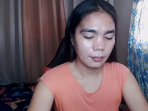 Snapshot of Simple_Martina chatting on October 2, 12:59 am Simple Martina online show from October 2, 12:59 am