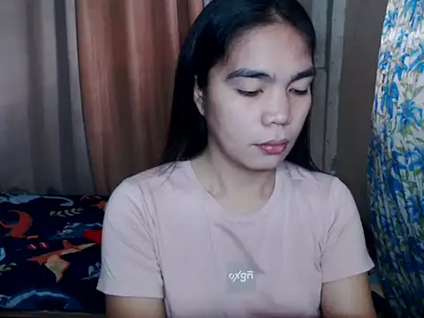 Snapshot of Simple_Martina chatting on October 8, 1:32 am Simple Martina online show from October 8, 1:32 am