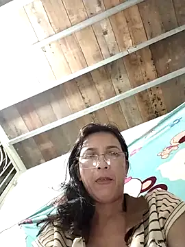 Snapshot of Tina_2pp chatting on September 22, 10:30 pm Tina 2pp online show from September 22, 10:30 pm