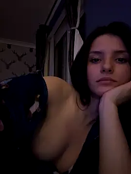 Naughty CrystalXX online show from September 17, 12:08 am