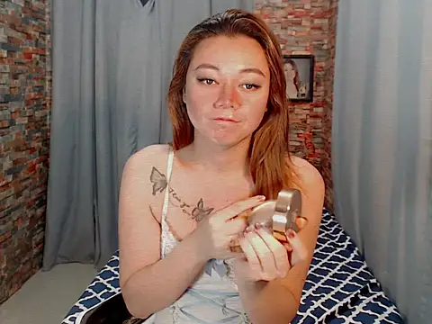 Snapshot of cutemac69 chatting on September 30, 9:30 pm cutemac69 online show from September 30, 9:30 pm