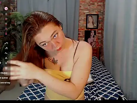 Snapshot of cutemac69 chatting on October 21, 10:14 pm cutemac69 online show from October 21, 10:14 pm