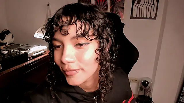 Nati     online show from February 18, 3:22 pm