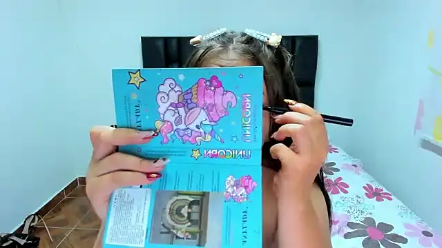 Snapshot of Thompson_Ema chatting on October 12, 2:47 am Thompson Ema online show from October 12, 2:47 am