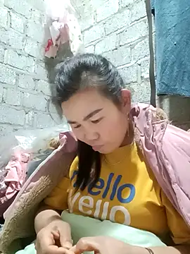 jienrrr online show from November 3, 3:10 am