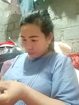 Snapshot of jienrrr chatting on October 20, 1:14 pm jienrrr online show from October 20, 1:14 pm