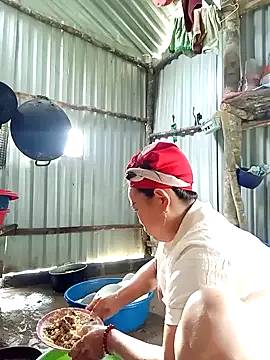 Snapshot of jienrrr chatting on September 23, 12:42 am jienrrr online show from September 23, 12:42 am