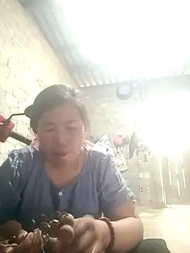 Snapshot of jienrrr chatting on September 28, 9:14 am jienrrr online show from September 28, 9:14 am