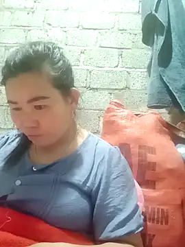 Snapshot of jienrrr chatting on October 21, 1:15 pm jienrrr online show from October 21, 1:15 pm