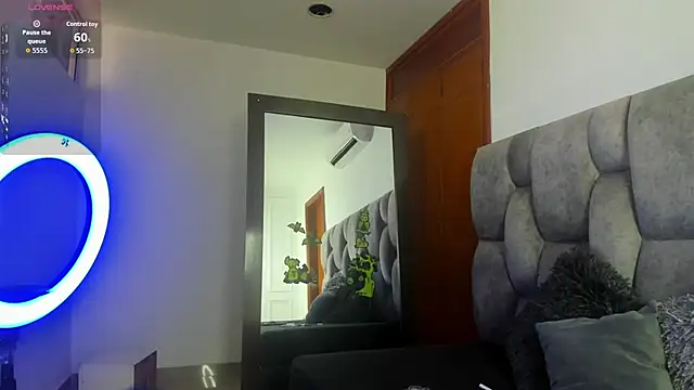 Nicky six333 online show from October 6, 3:18 pm