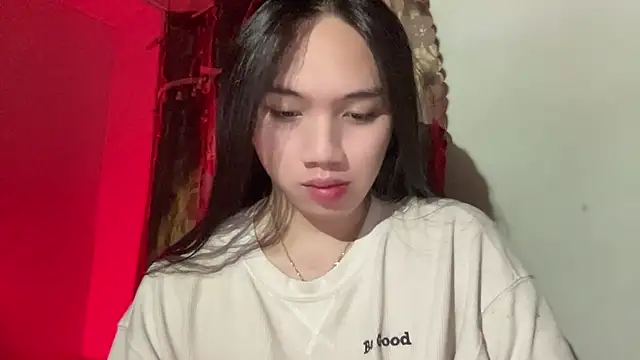 Snapshot of kat_mire chatting on October 26, 5:52 pm kat mire online show from October 26, 5:52 pm