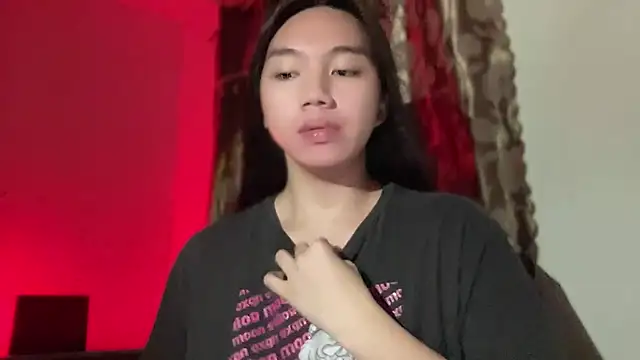 Snapshot of kat_mire chatting on October 20, 5:27 pm kat mire online show from October 20, 5:27 pm