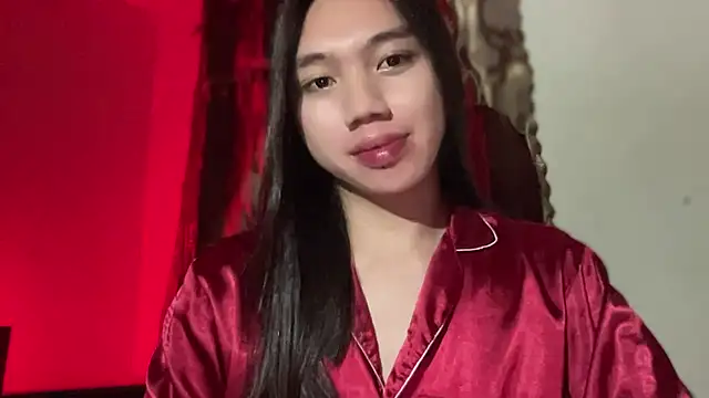 Snapshot of kat_mire chatting on October 6, 4:01 pm kat mire online show from October 6, 4:01 pm