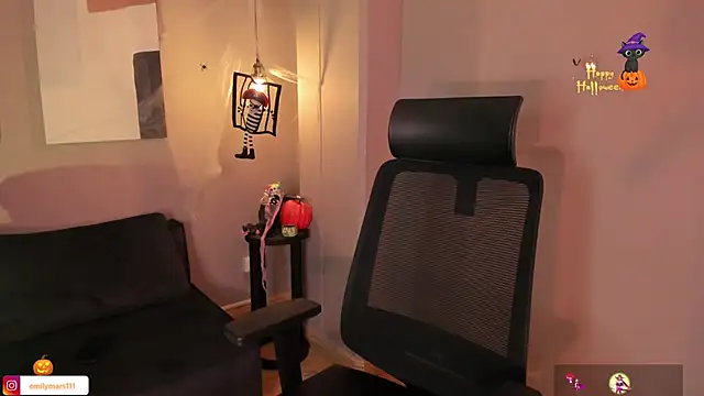 Snapshot of emily_mars1 chatting on October 22, 8:14 pm emily mars1 online show from October 22, 8:14 pm