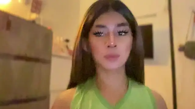 solana imani online show from February 15, 5:32 am