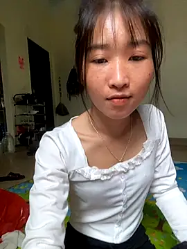 Snapshot of oneyou_400 chatting on October 31, 8:18 am oneyou 400 online show from October 31, 8:18 am