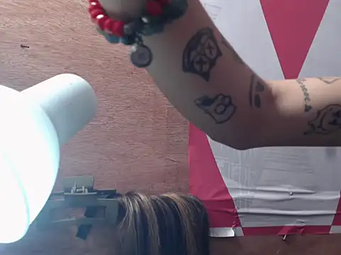 Snapshot of miss-miya chatting on October 22, 9:25 am miss-miya online show from October 22, 9:25 am