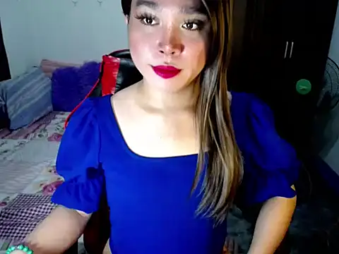 Urassiansweetcummer online show from October 2, 1:10 am