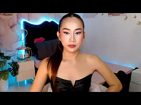 Sluttyvana online show from March 10, 8:13 pm