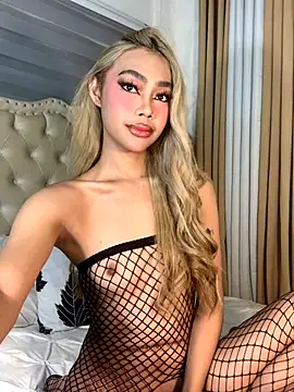 Snapshot of Innocent_yanixx69 chatting on September 30, 11:31 pm Innocent yanixx69 online show from September 30, 11:31 pm