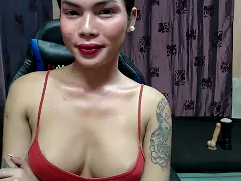 lucyheart777 online show from September 22, 3:10 pm