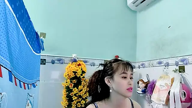 Snapshot of emgaixinhngoan chatting on September 26, 12:25 pm emgaixinhngoan online show from September 26, 12:25 pm