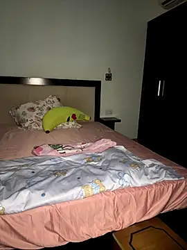 -katinat- online show from October 11, 2:53 pm