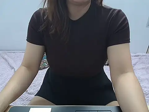 Snapshot of Amiee_Showhottie chatting on September 26, 2:31 am Amiee Showhottie online show from September 26, 2:31 am