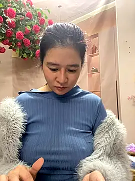 Snapshot of Bollozzy_89 chatting on November 1, 12:09 pm Bollozzy 89 online show from November 1, 12:09 pm