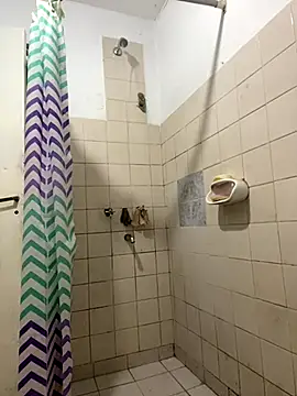 Snapshot of aphrodite_sexy chatting on September 25, 12:10 am aphrodite sexy online show from September 25, 12:10 am