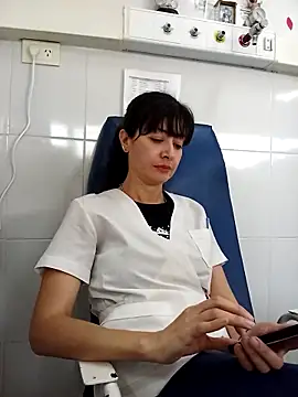 Snapshot of aphrodite_sexy chatting on September 28, 4:34 pm aphrodite sexy online show from September 28, 4:34 pm