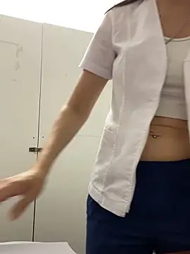 Snapshot of aphrodite_sexy chatting on October 23, 7:31 pm aphrodite sexy online show from October 23, 7:31 pm