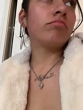 Snapshot of Alaska_euphoria chatting on September 18, 8:29 pm Alaska euphoria online show from September 18, 8:29 pm