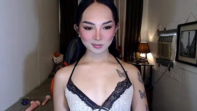 Snapshot of Goddess_Isabel chatting on October 26, 2:51 am Goddess Isabel online show from October 26, 2:51 am