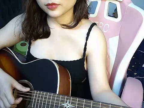 Snapshot of Ori-Yannie chatting on September 28, 2:44 pm Ori-Yannie online show from September 28, 2:44 pm