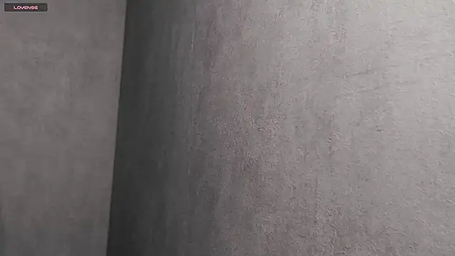 cute elfy  online show from October 10, 3:17 pm