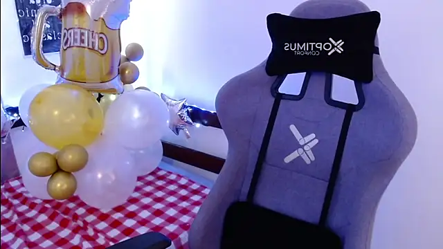 Luna-Gomez online show from October 3, 5:07 pm