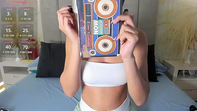 leaahcashh online show from September 19, 9:14 pm