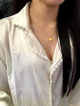 Snapshot of JennyQueen18 chatting on October 22, 3:06 pm JennyQueen18 online show from October 22, 3:06 pm